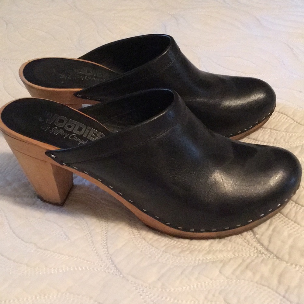 Woodies by Jeffrey Campbell